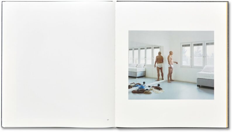 Alec Soth 'I Know How Furiously Your Heart is Beating' - Image 20