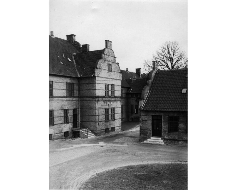 Albert Grøndahl 'A City Behind the Forest' - Image 9